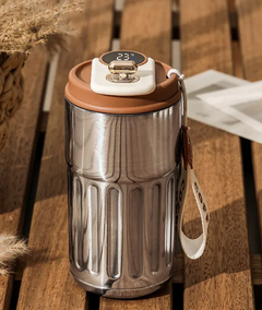 Digital Temperature Display Insulated Bottle – 450 ml
