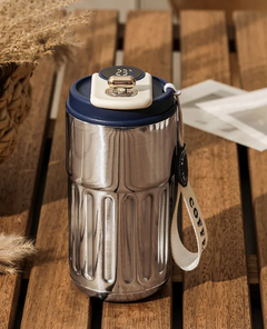 Digital Temperature Display Insulated Bottle – 450 ml